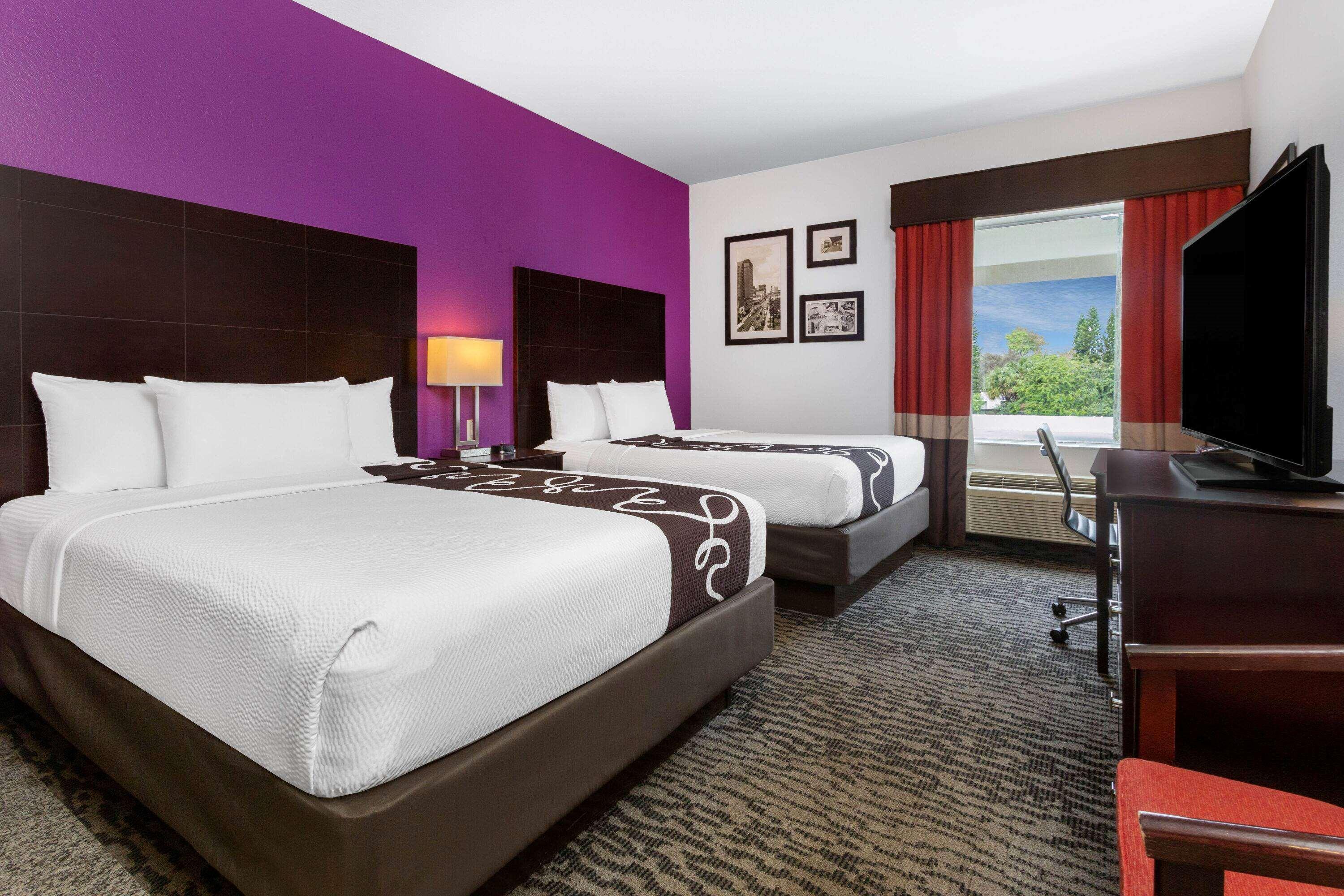 Готель La Quinta By Wyndham Tampa Bay Area-Tampa South Екстер'єр фото